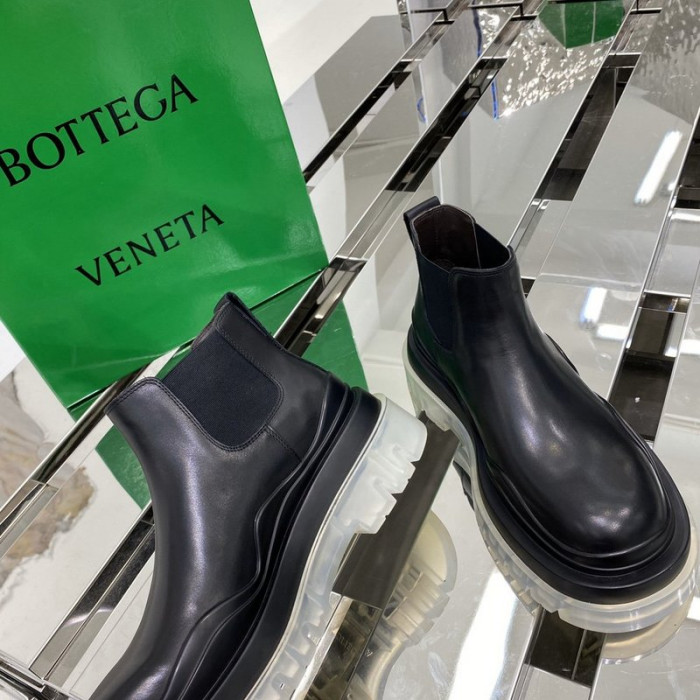 Bo*te*ga ve*ne*ta sneaker