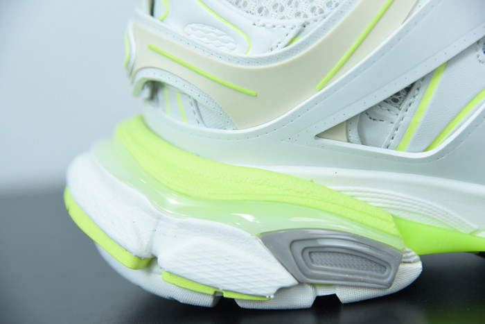 BL TRIPLE S TRAINERS