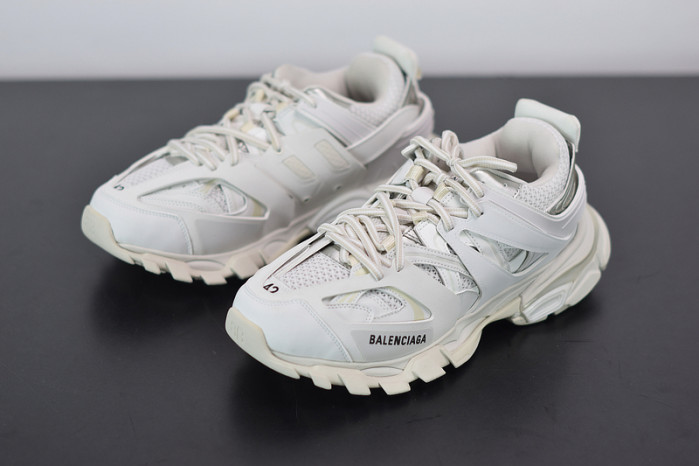 BL TRIPLE S TRAINERS
